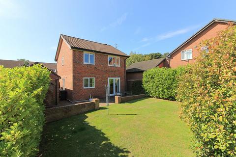 1 Barnett Way, Uckfield, TN22 1XH