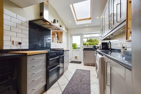 25 Didcot Drive, Marchington, Uttoxeter, ST14 8LT