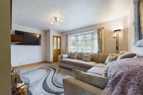 25 Didcot Drive, Marchington, Uttoxeter, ST14 8LT