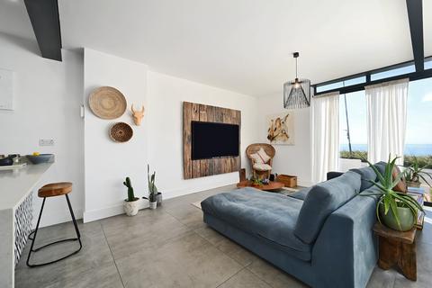 4 bedroom detached house for sale, Marine Drive, Rottingdean Brighton, East Sussex, BN2