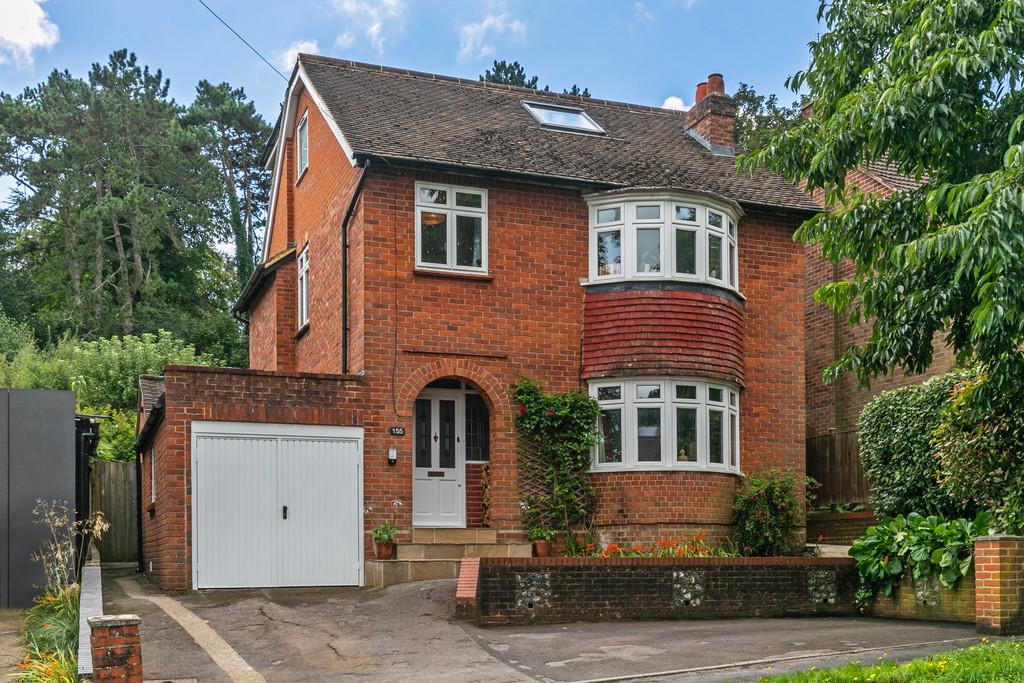 Greenhill Road, Winchester, SO22 4 bed detached house £1,100,000
