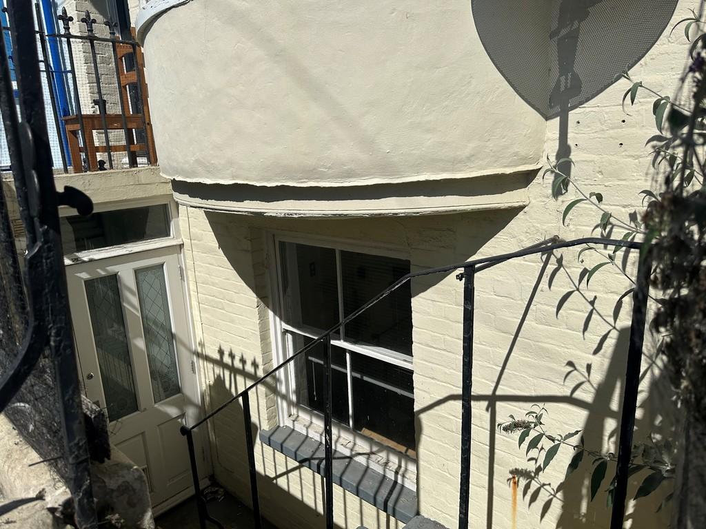 Basement flat kent terrace front