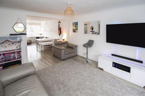 undefined, Marlborough Gardens, Grange park, SO30 2UT
