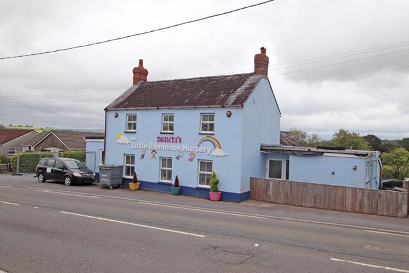 Cwmffrwd, Carmarthen Property £1,167 pcm (£269 pw)