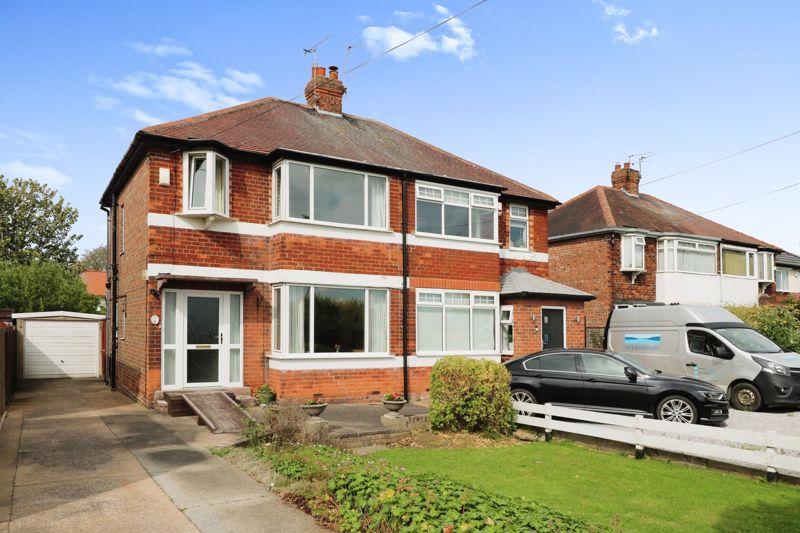 Hull Road, Anlaby 3 bed semidetached house for sale £235,000