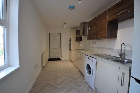 3 bedroom apartment to rent, 8B York Road, Kings Heath B14 7RZ