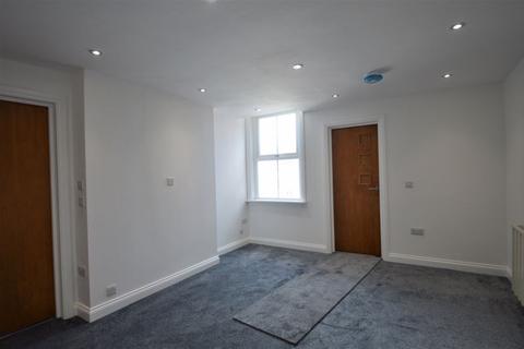 3 bedroom apartment to rent, 8B York Road, Kings Heath B14 7RZ