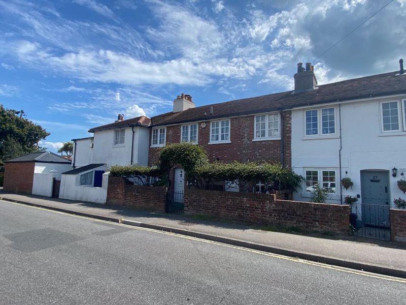 Hill Head Road, Fareham PO14 4 bed house for sale £950,000