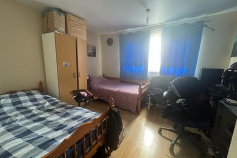 2 bedroom apartment for sale, Ash Road, Stratford, E15