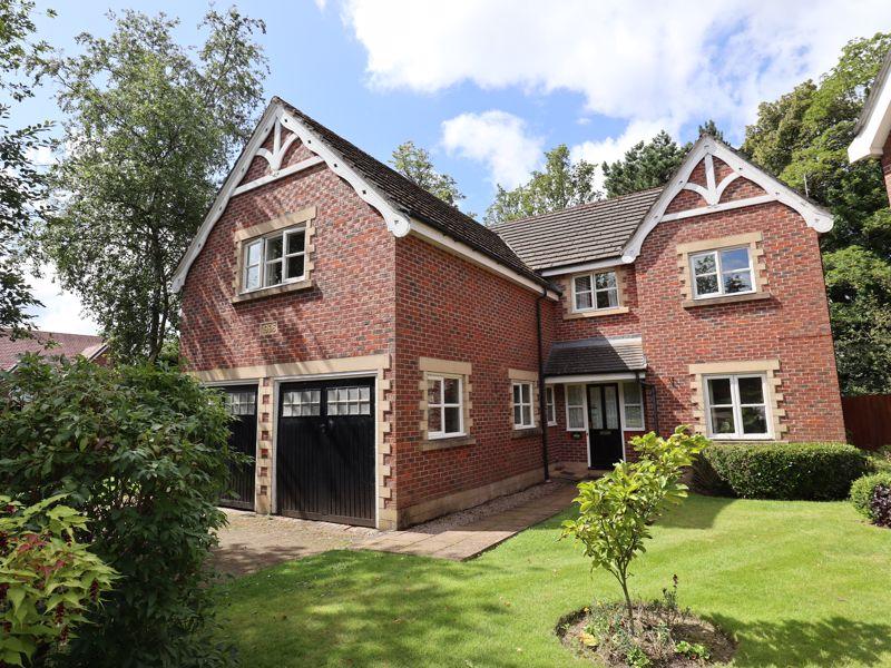 Kershaw Grove, Macclesfield 5 bed detached house for sale £595,000