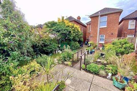 56 Fenton Road, Southbourne, Bournemouth, BH6 5BU