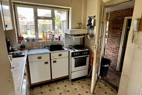 3 bedroom semi-detached house for sale - LEDBURY ROAD