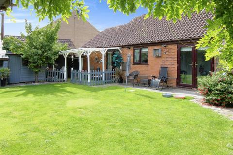 2 bedroom detached bungalow for sale, Poachers Gate, Pinchbeck, Spalding, PE11 3JP