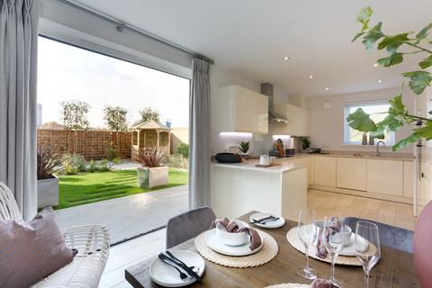 4 bedroom detached house for sale, Plot 90, The Chestnut at Beuley View, Worrall Drive ME1
