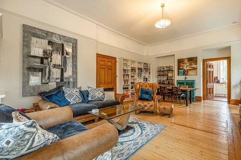3 bedroom apartment for sale, Ballagan House, Strathblane