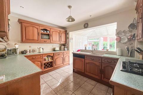 59 Bagshaw Close, Ryton On Dunsmore, Coventry, CV8 3EX