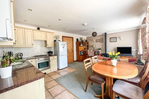 59 Bagshaw Close, Ryton On Dunsmore, Coventry, CV8 3EX