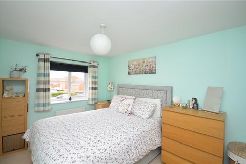 99 New Forest Way, Leeds, LS10 4FD