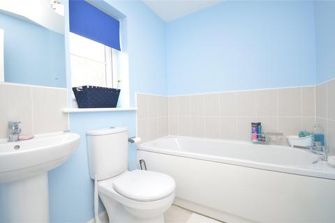 99 New Forest Way, Leeds, LS10 4FD
