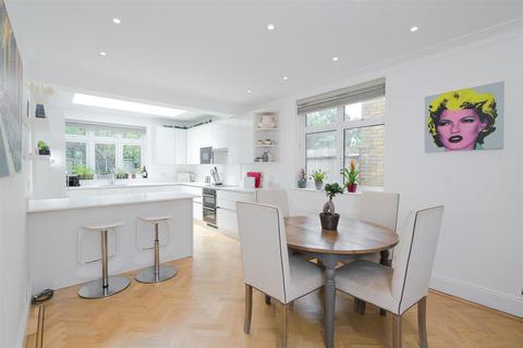 6 bedroom semi-detached house to rent, Lowther Road, Barnes