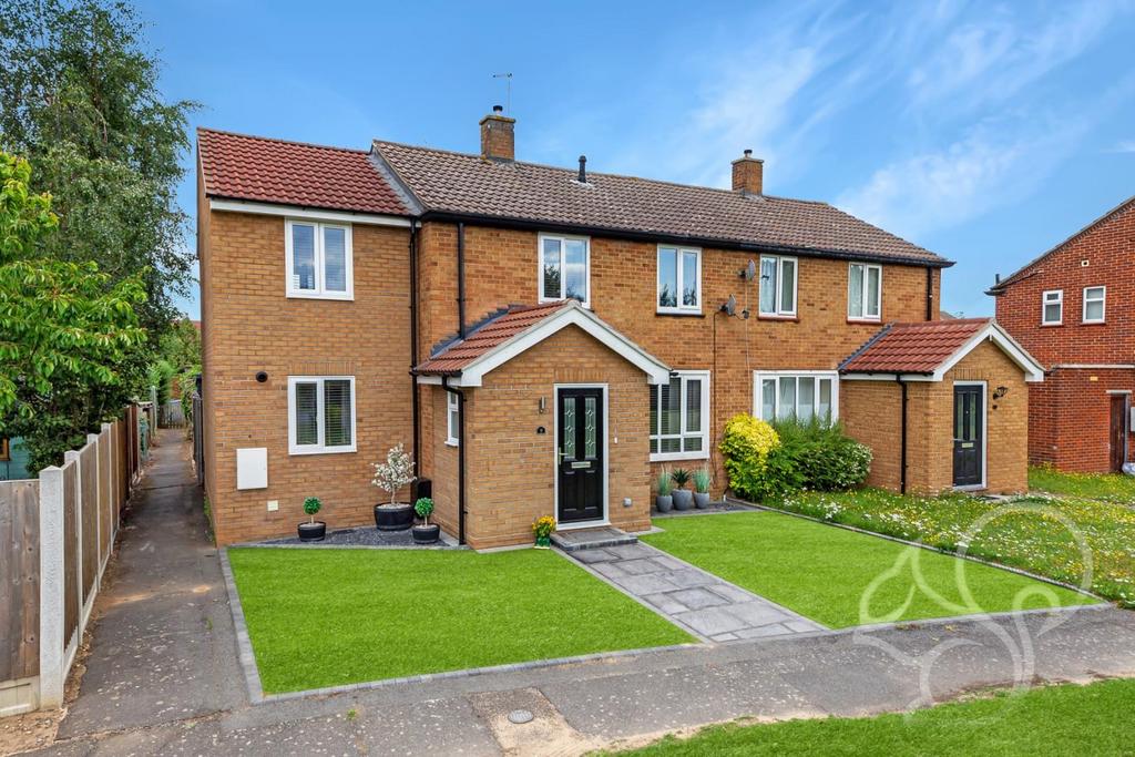 Littlefield Road, Colchester 3 bed semidetached house for sale £290,000