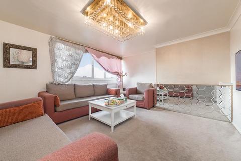 3 bedroom flat for sale, Atholl House, London W9