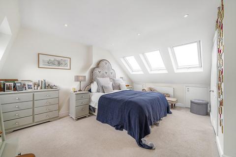 39 Dumbarton Road, London, SW2 5LX
