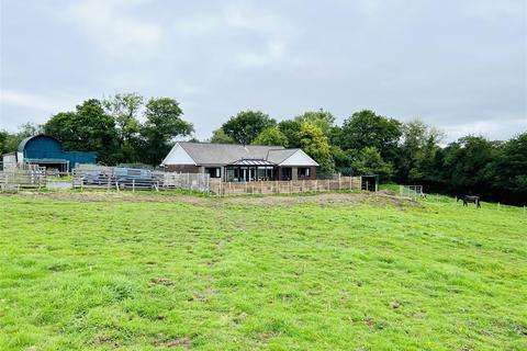 4 bedroom property with land for sale, Blacklion Road, Capel Hendre, Ammanford