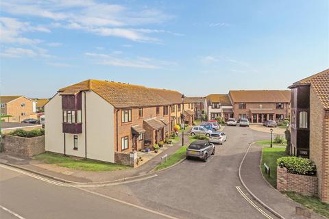 2 bedroom retirement property for sale, Windmill Court, East Wittering, Chichester