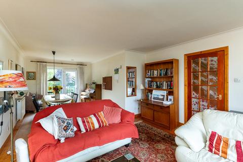 3 bedroom terraced house for sale - Springwood Park, Liberton, Edinburgh, EH16