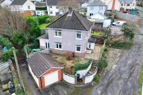 4 bedroom detached house for sale, Cook Rees Avenue, Neath