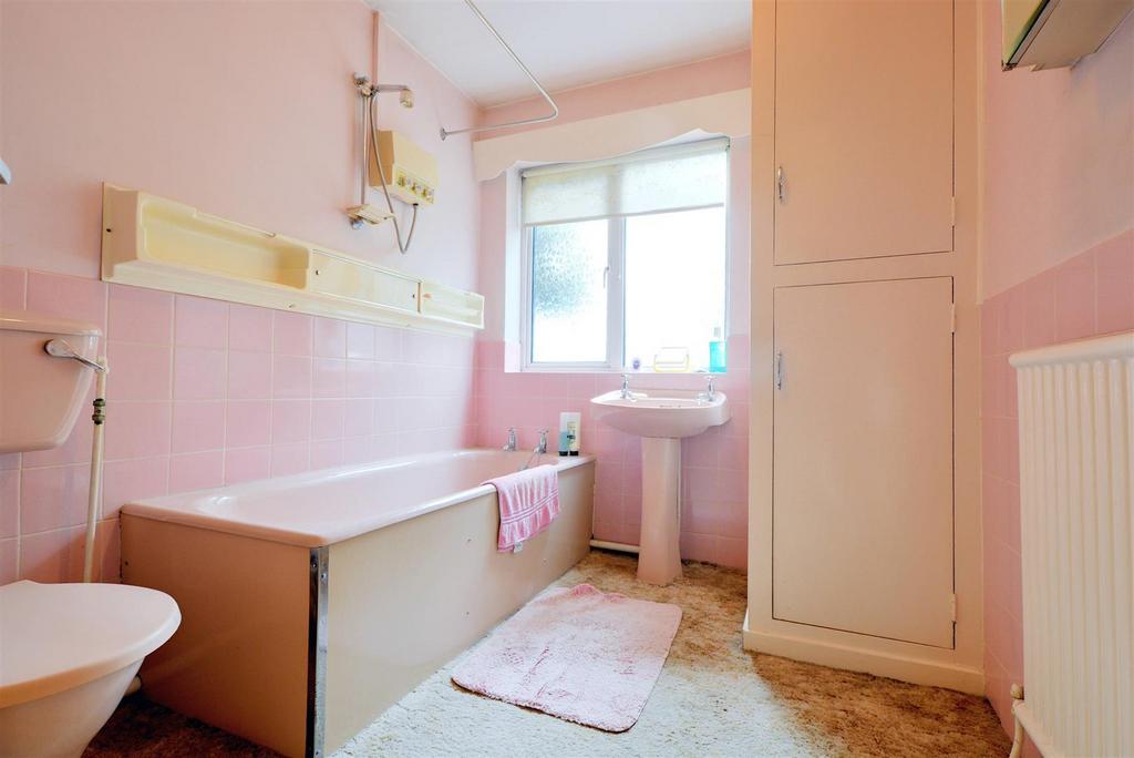 Bathroom.jpeg