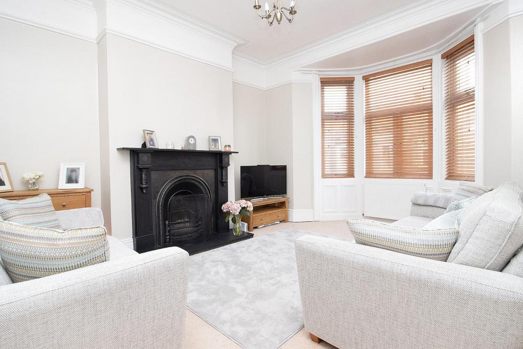 Eskdale Terrace, Cullercoats 3 bed £250,000