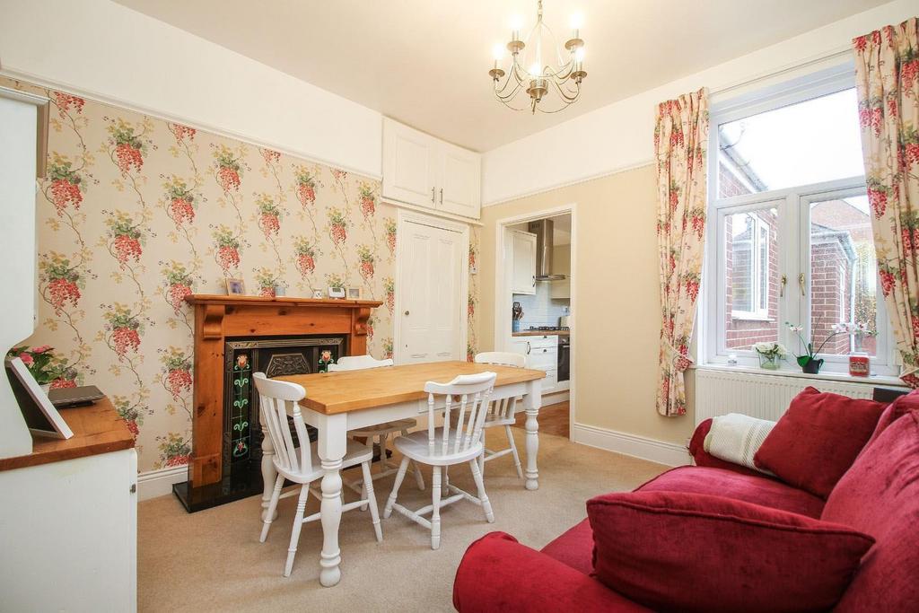 Eskdale Terrace, Cullercoats 3 bed £250,000