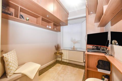144 Beverley Road, Hessle, HU13 9BX