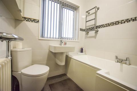 144 Beverley Road, Hessle, HU13 9BX
