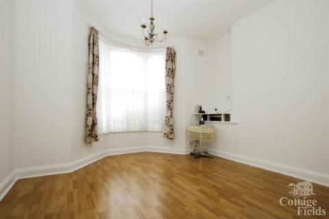 38a Marquis Road, London, N4 3AP