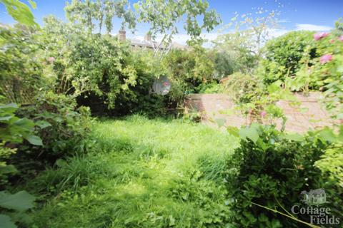 38a Marquis Road, London, N4 3AP