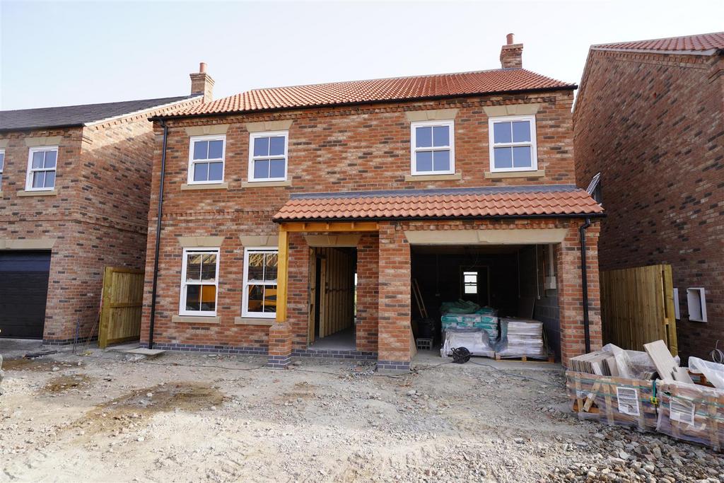 Watson Drive, Eastrington 4 bed detached house for sale £420,000