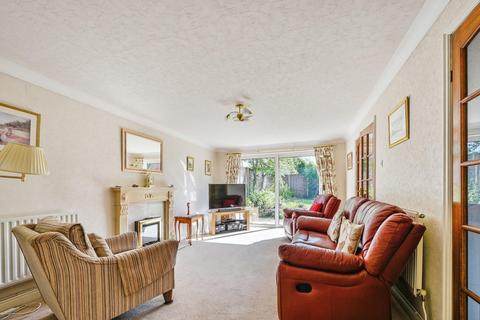6 Arundel, Tamworth, B77 1JG