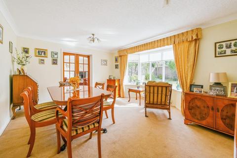 6 Arundel, Tamworth, B77 1JG