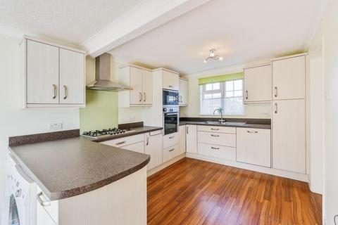 6 Arundel, Tamworth, B77 1JG