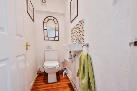 6 Arundel, Tamworth, B77 1JG