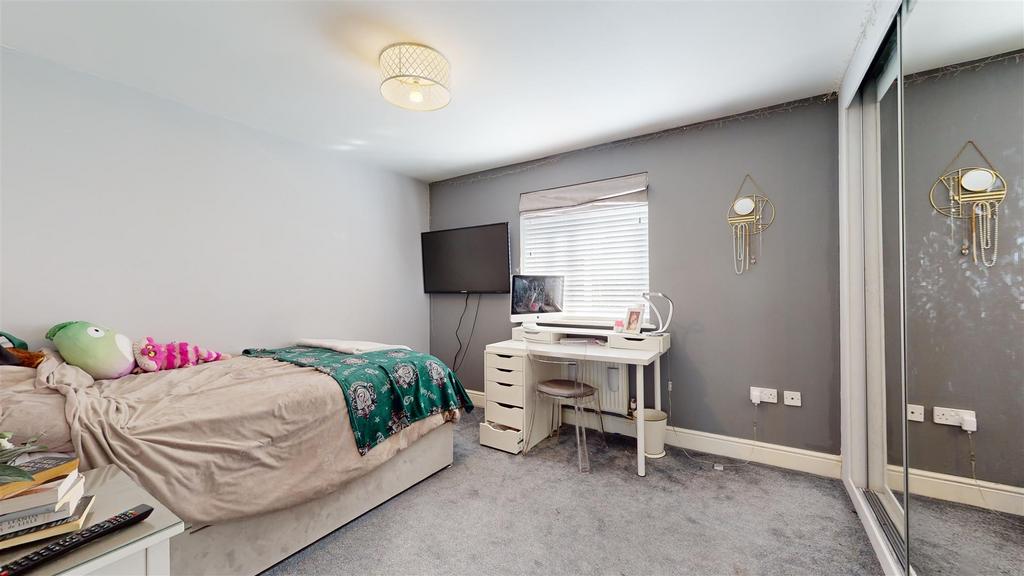 49-Lilleshall-Ave-08232023 213130.jpg