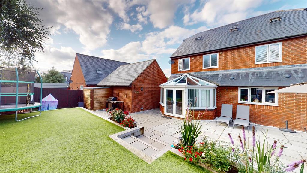 49-Lilleshall-Ave-08232023 213556.jpg
