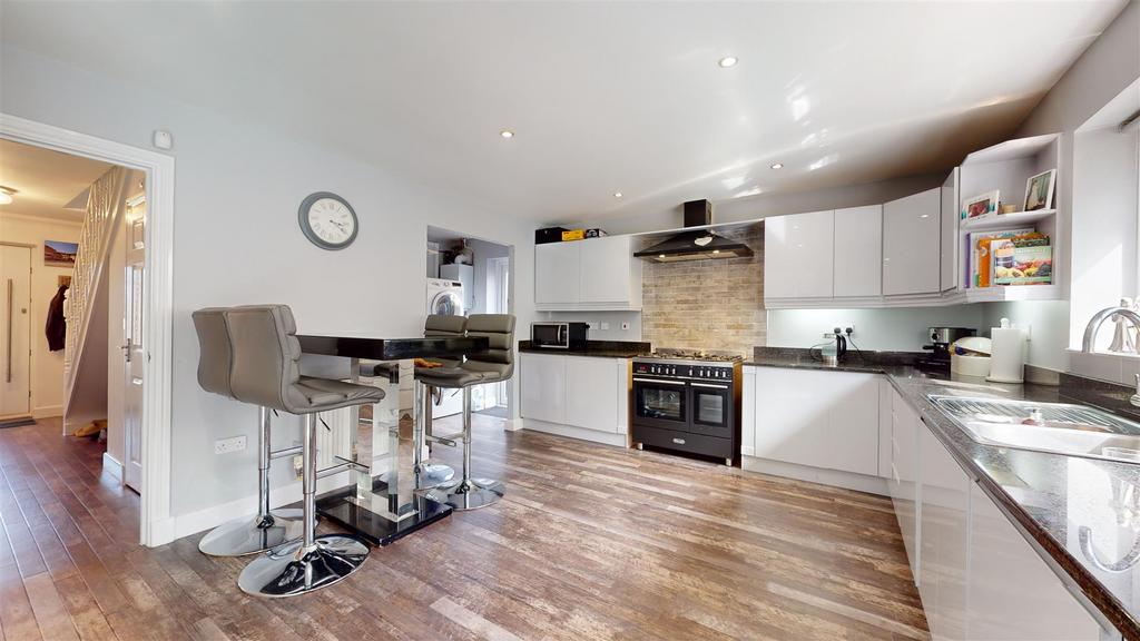 49-Lilleshall-Ave-08232023 212439.jpg