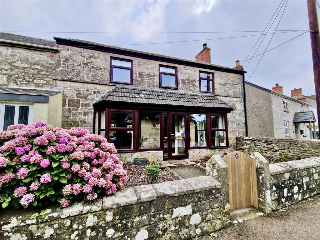 Breage TR13 3 bed cottage for sale £415,000
