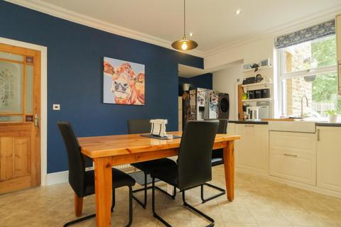 5 Aspect Terrace, Pudsey, LS28 7TA