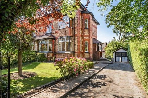 4 bedroom semi-detached house for sale - Brackley Road, Monton, Eccles, M30 9LG