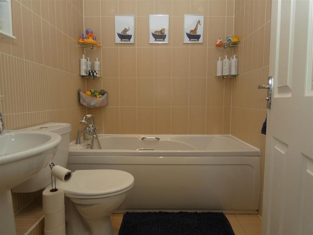 Bathroom.JPG